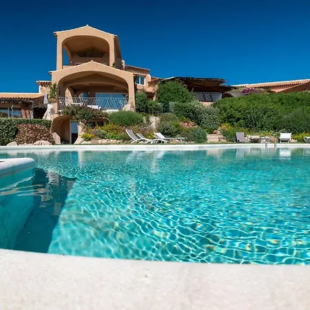 Aparthotel Villaggio Sherden *
